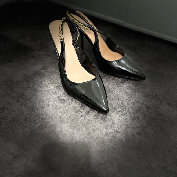Gucci Signoria SlingBack Pump - Picture 1 of 3